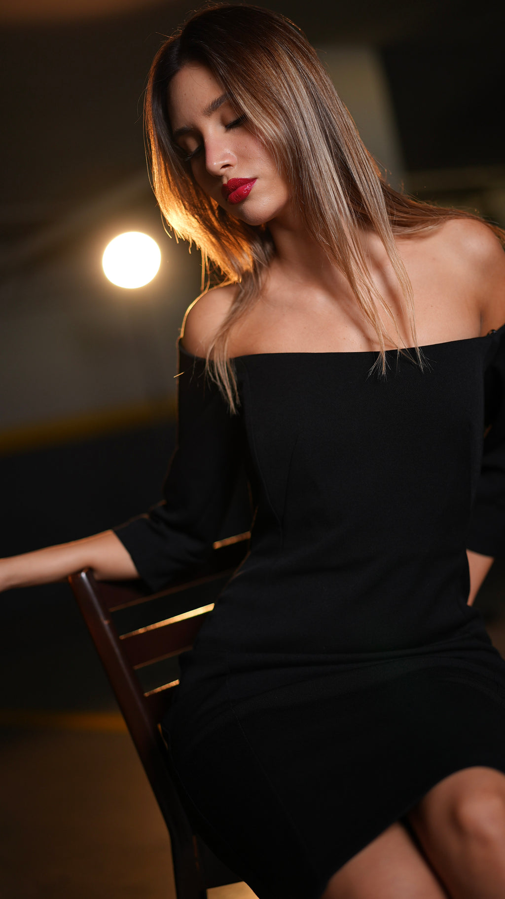 Offshoulder Dress