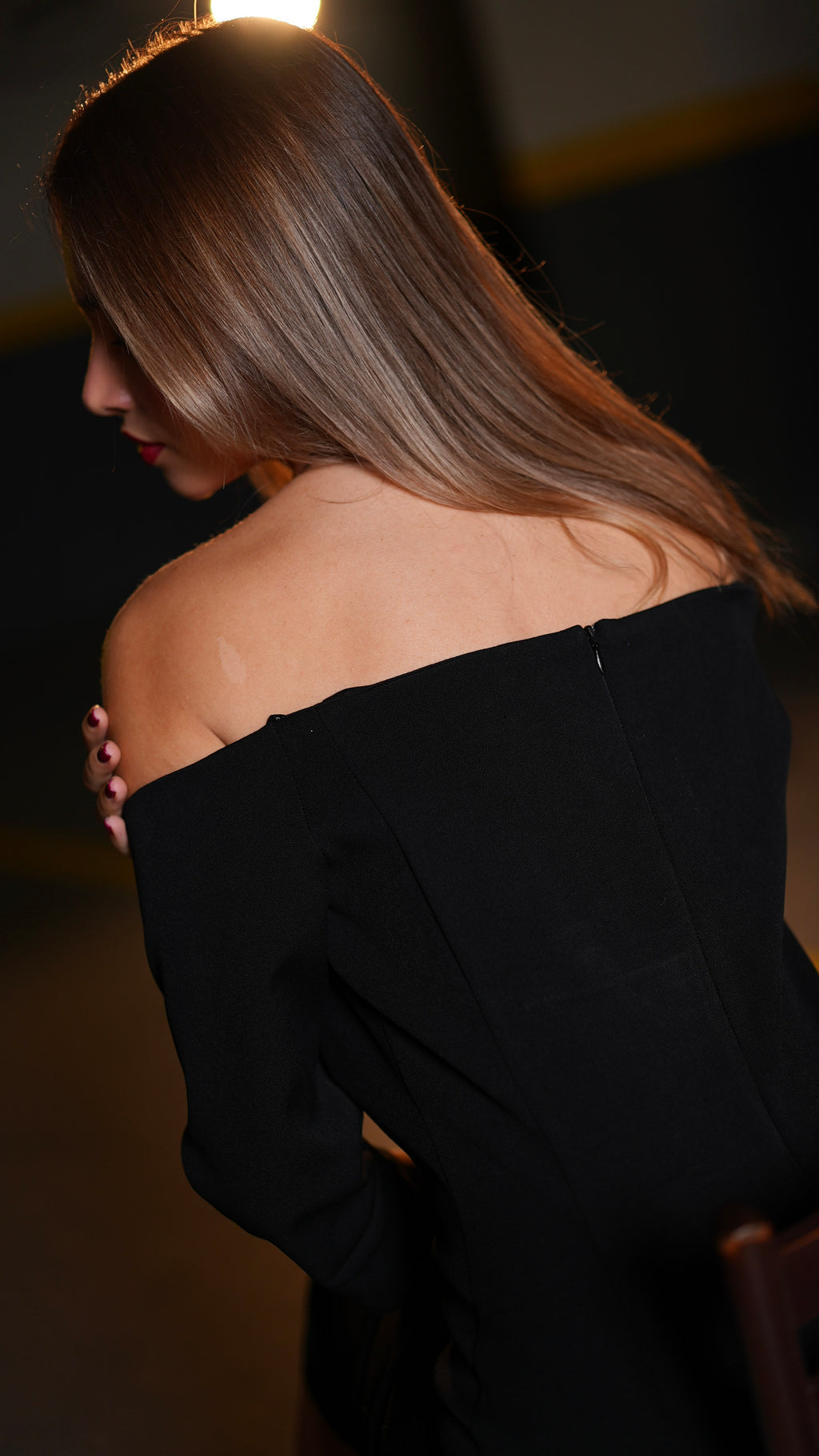 Offshoulder Dress