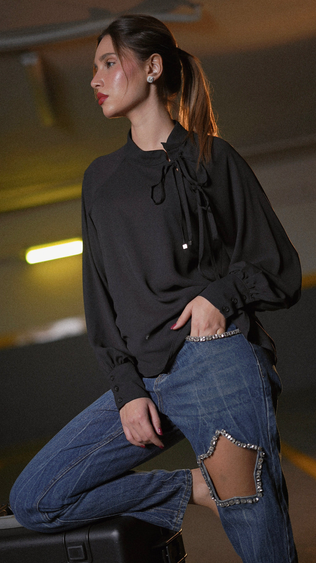 BLACK SHIRT