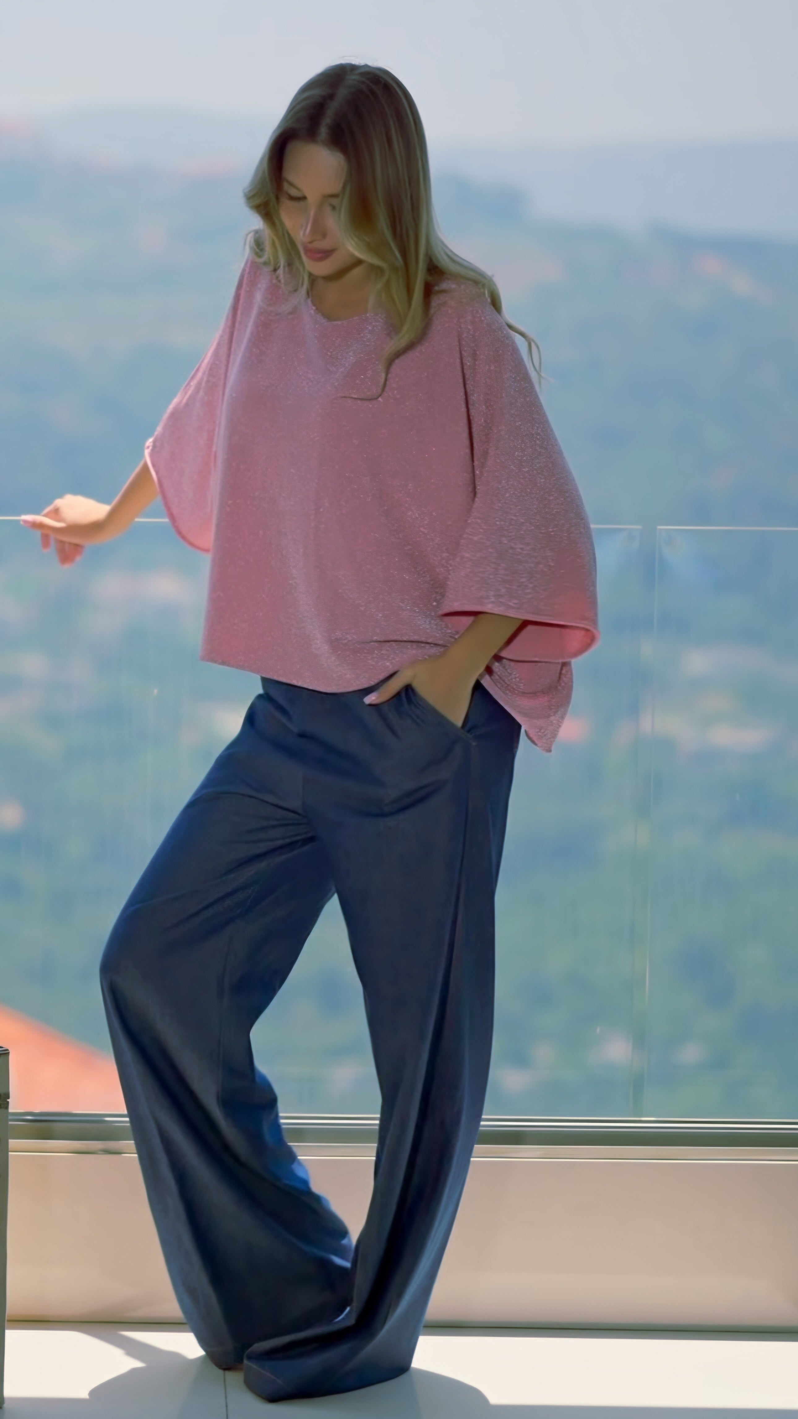 KNIT TOP
