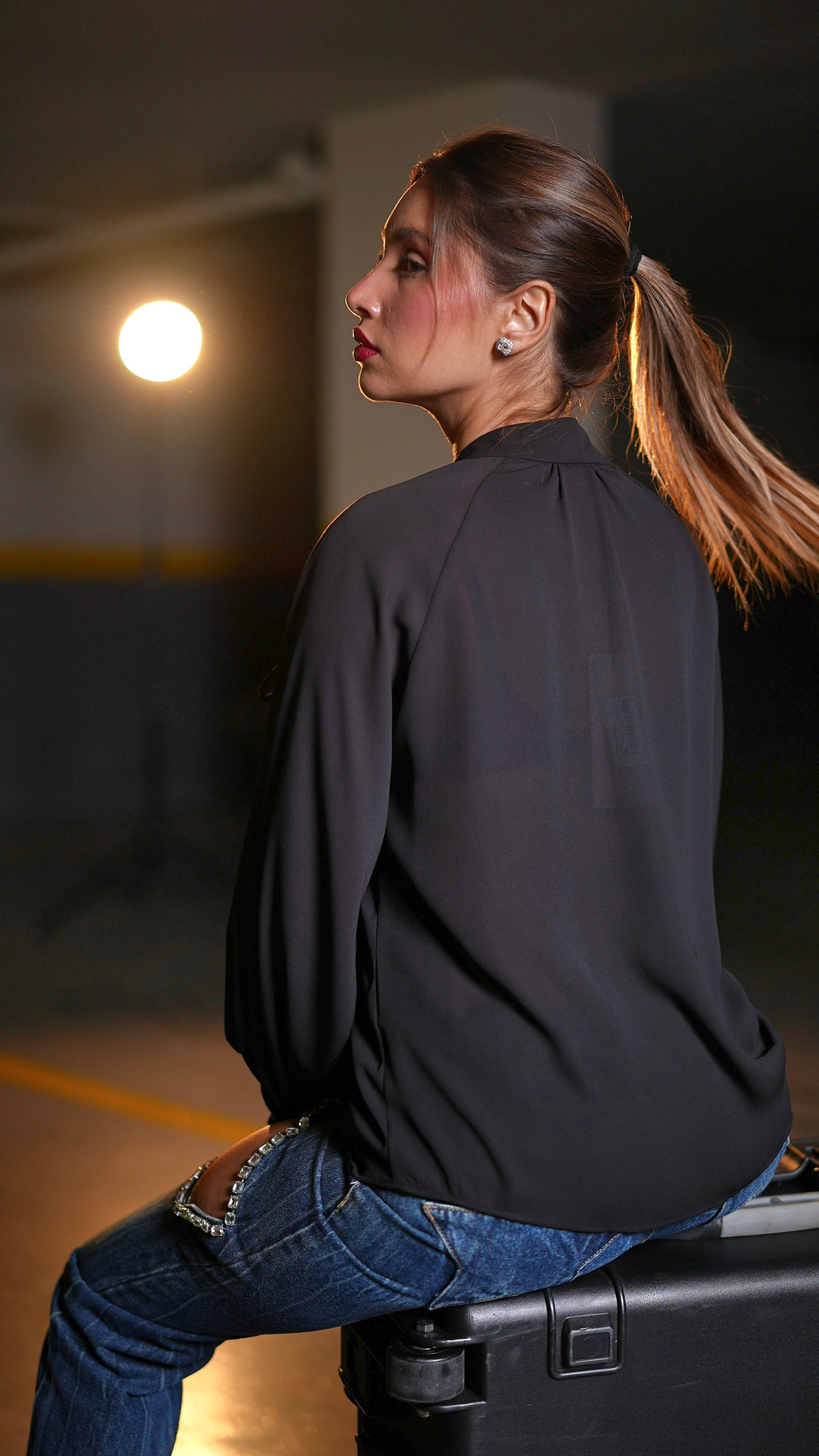 BLACK SHIRT