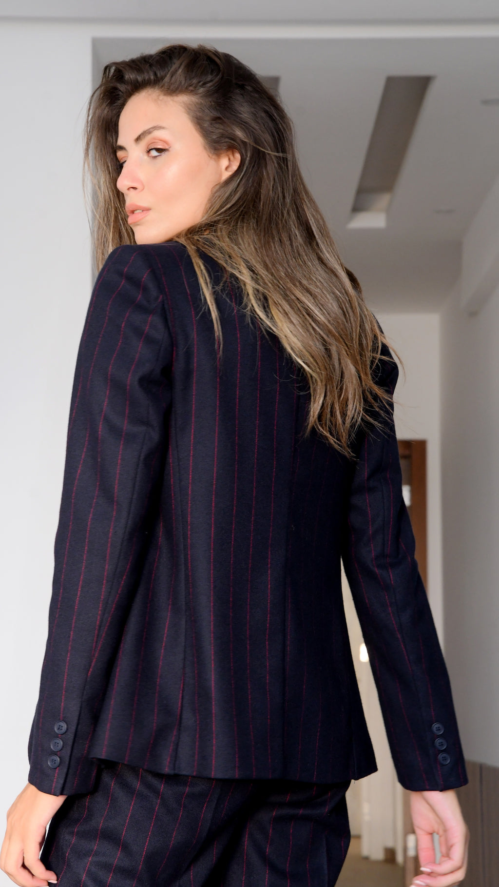 SUIT SET
