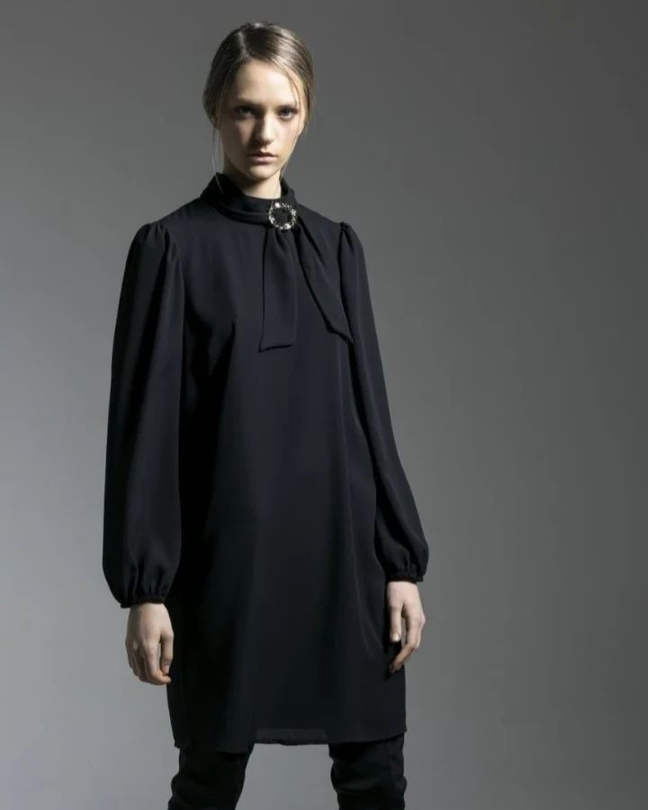 BLACK DRESS BROCHE ELEGANCE